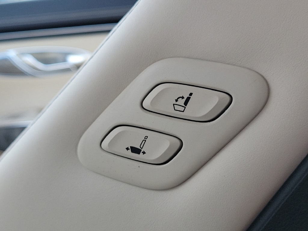 2025 GENESIS GV70 Sport - Photo 13