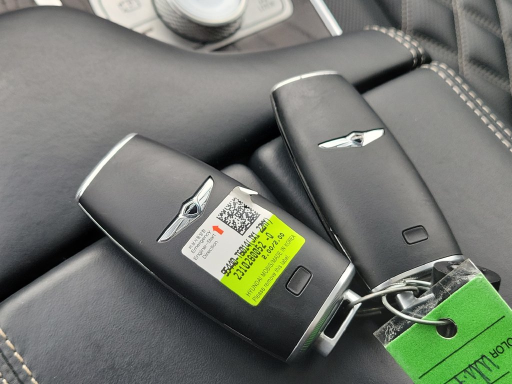 2024 GENESIS GV80 Standard - Photo 36