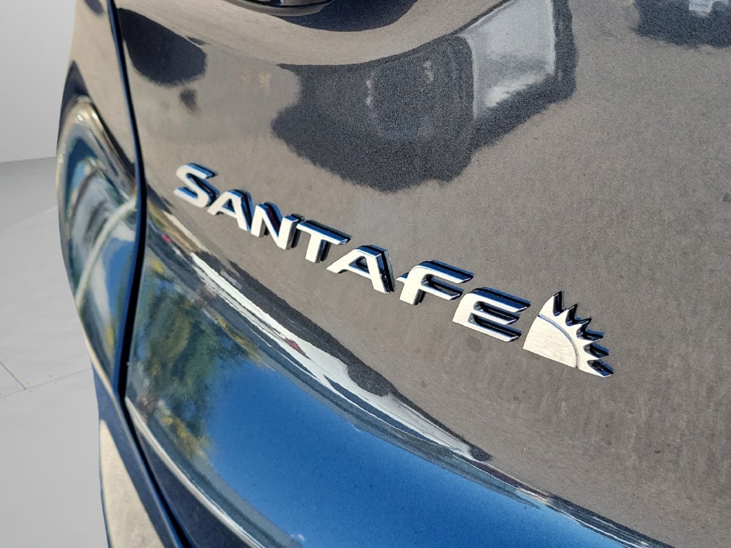 2022 Hyundai Santa Fe Limited - Photo 9
