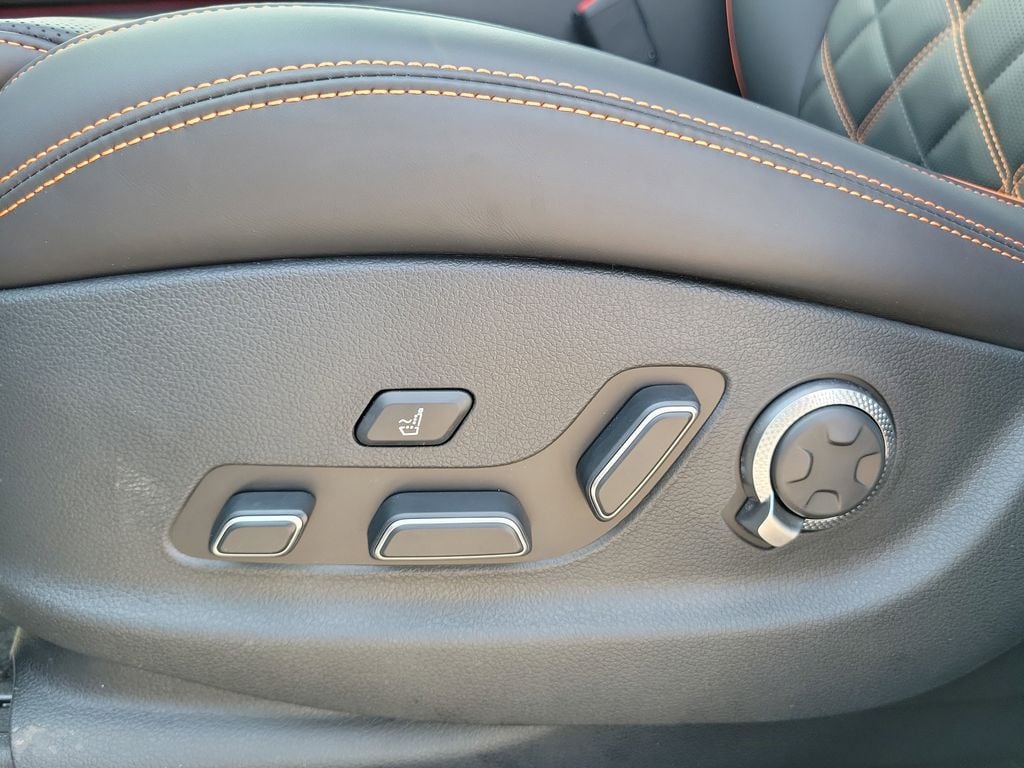 2026 GENESIS GV70 Sport Prestige - Photo 14