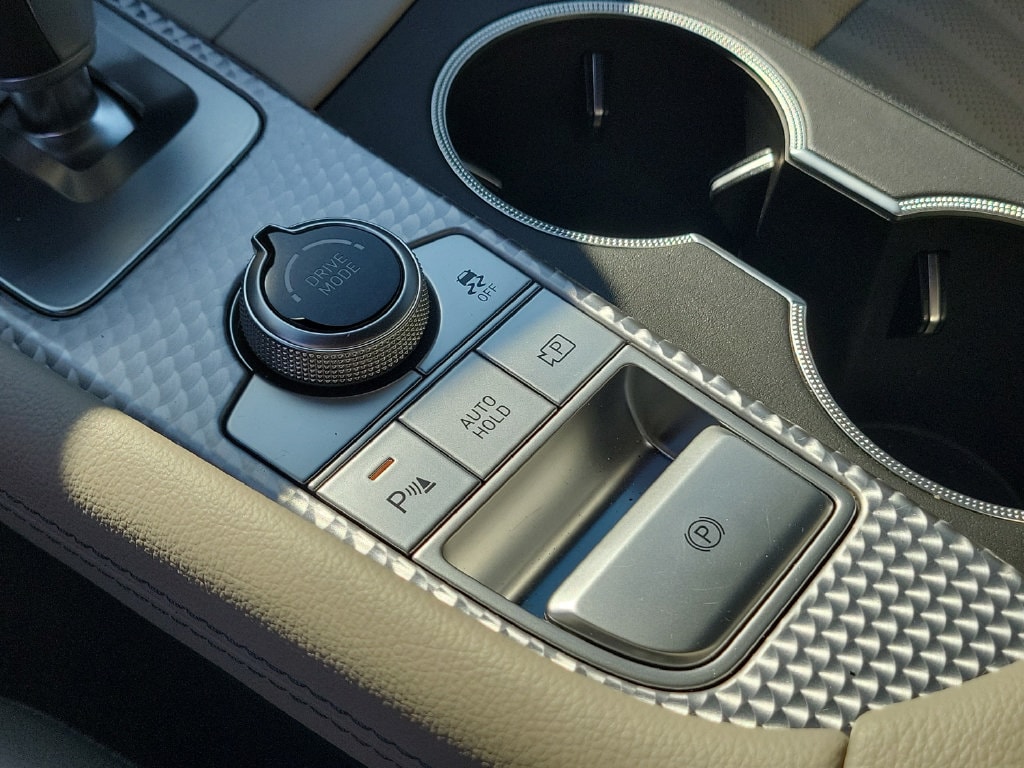 2023 GENESIS G70 Standard - Photo 27