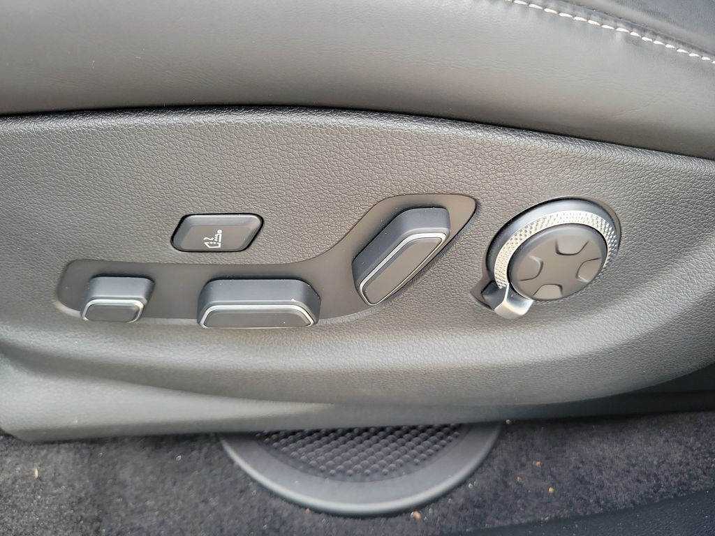 2025 GENESIS GV80 Prestige - Photo 16