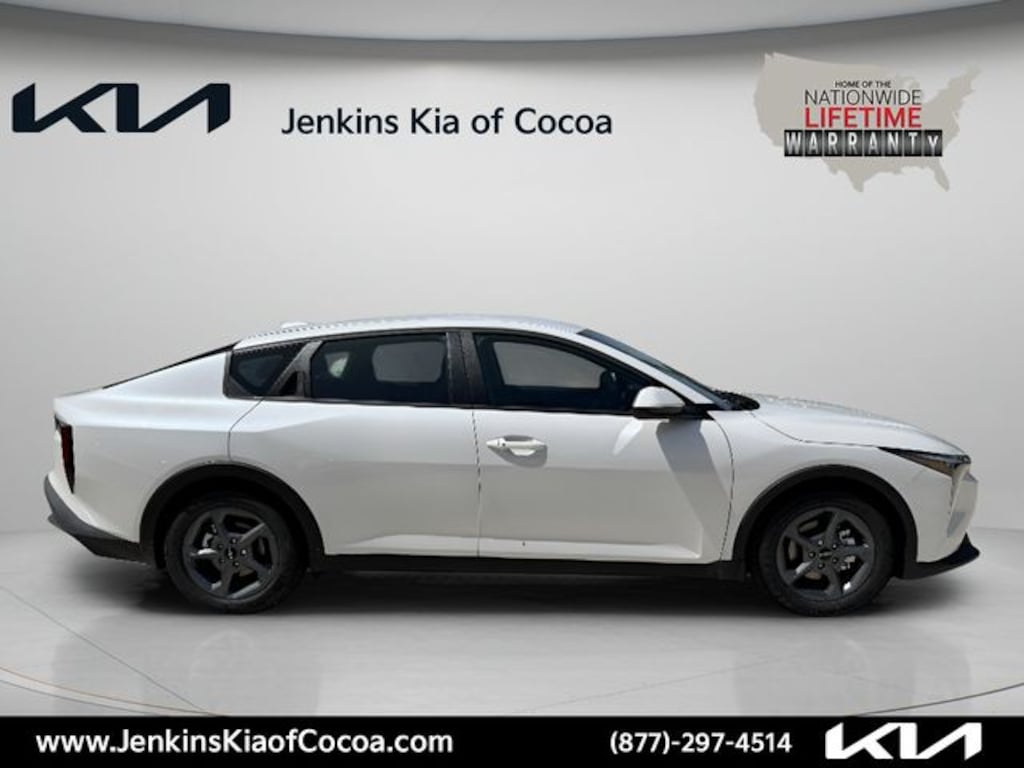 New 2026 Kia K4 LXS Sedan