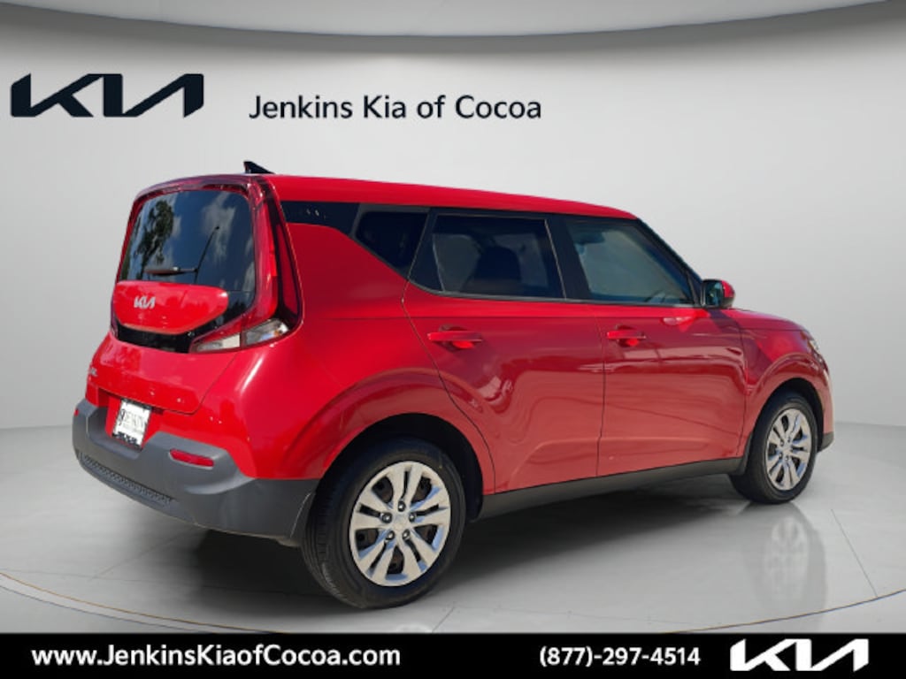 Certified 2022 Kia Soul LX Hatchback