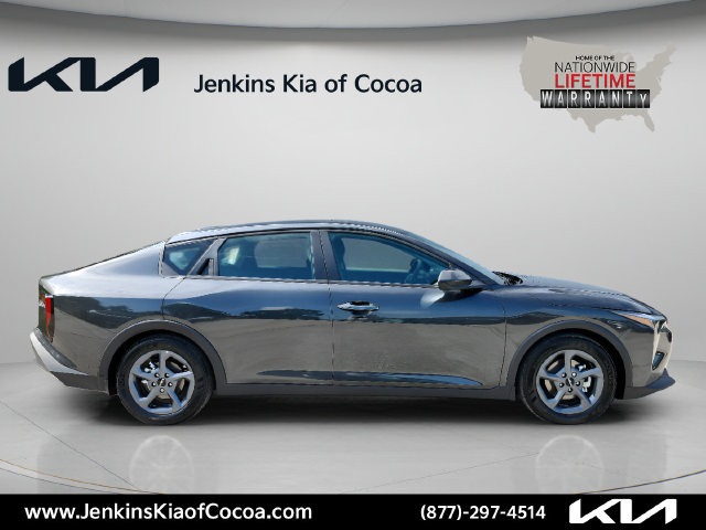New 2026 Kia K4 LXS Sedan