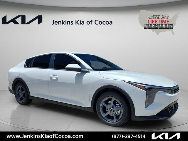 New 2026 Kia K4 LXS Sedan