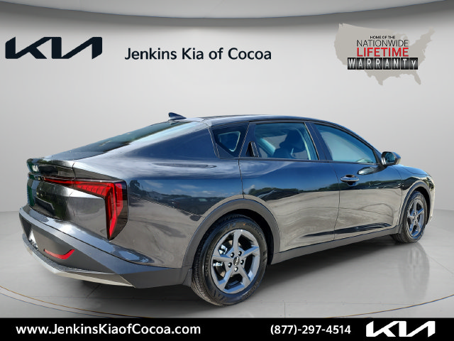 New 2026 Kia K4 LXS Sedan
