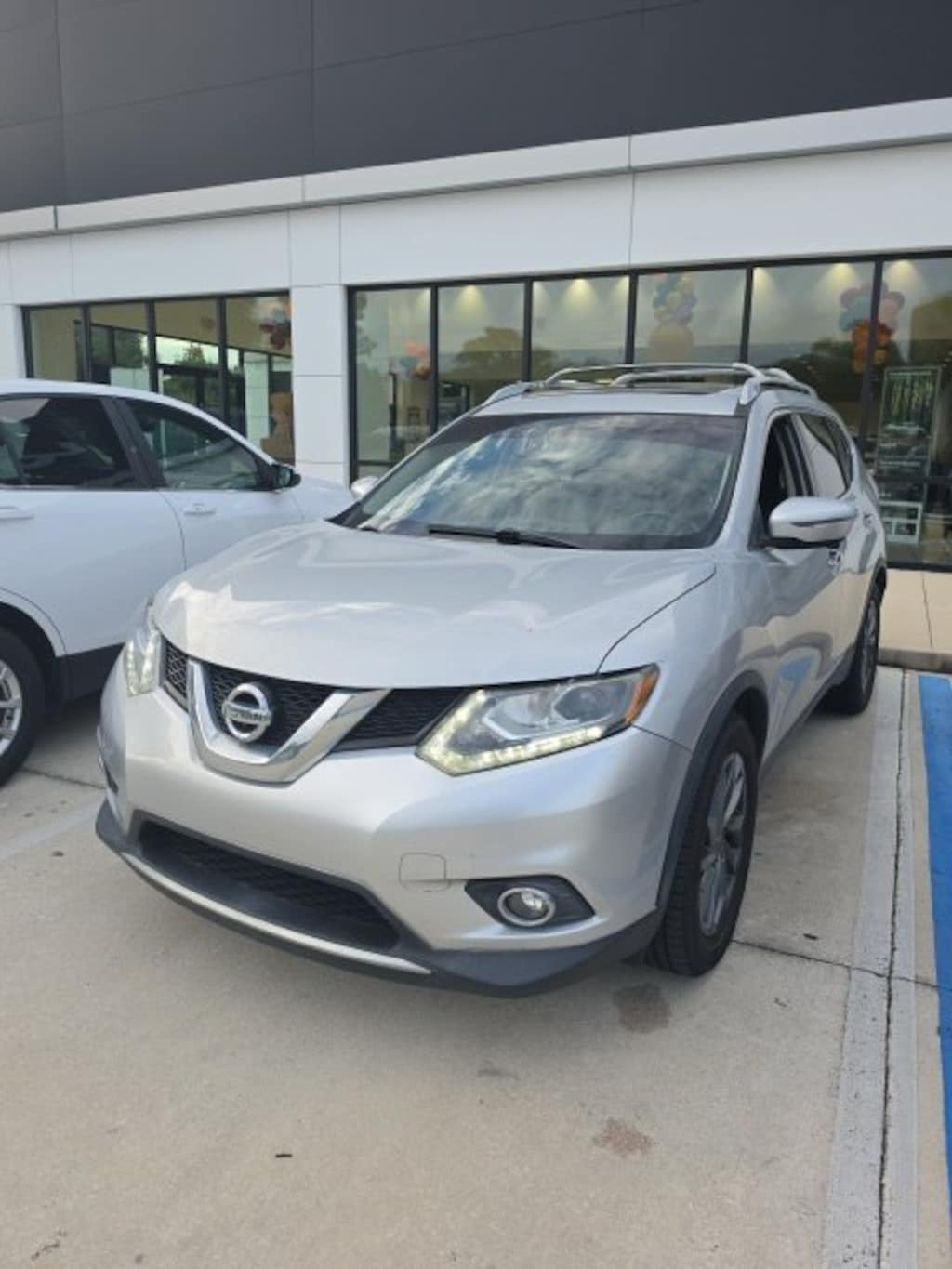 Used 2016 Nissan Rogue SL SUV