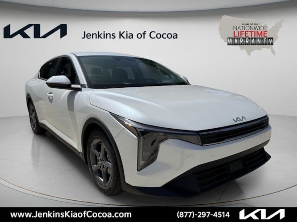 New 2026 Kia K4 LXS Sedan