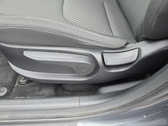 2023 Kia Sportage LX - Photo 28