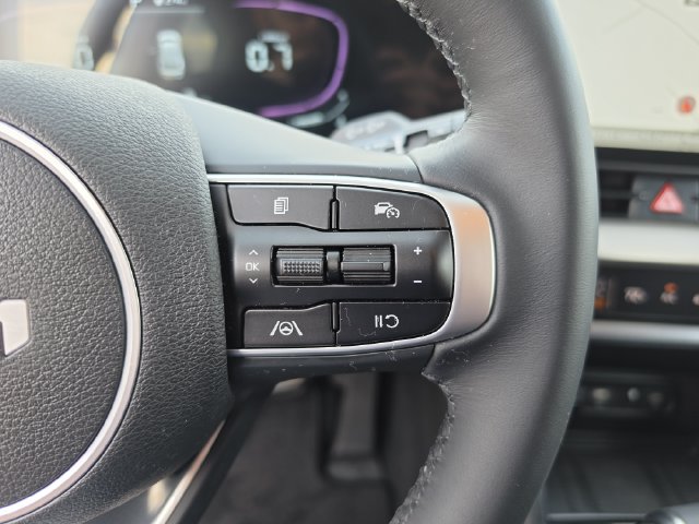 2025 Kia Sportage EX - Photo 37
