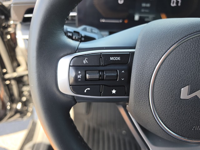 2025 Kia K5 GT-Line - Photo 38