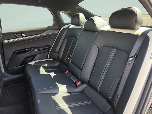 2025 Kia K5 GT-Line - Photo 27