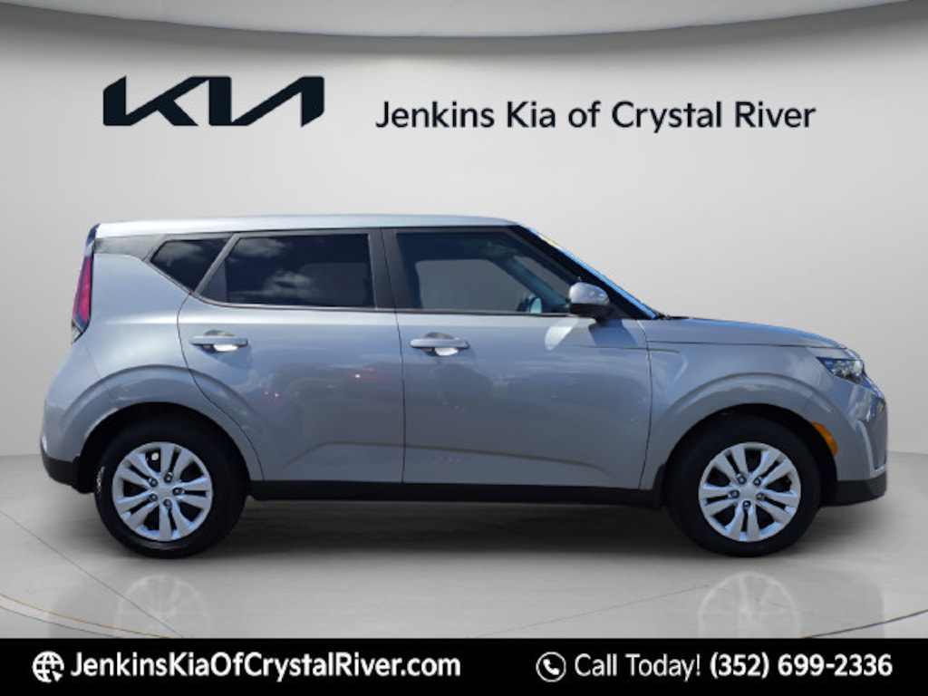 Used 2025 Kia Soul LX Hatchback