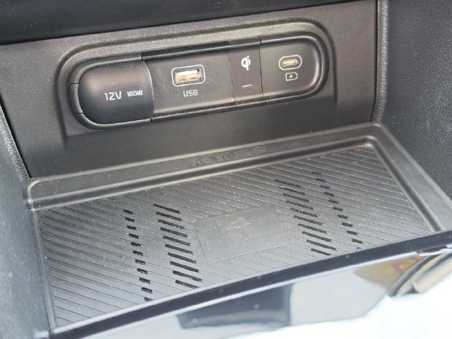 2025 Kia Sportage EX - Photo 32