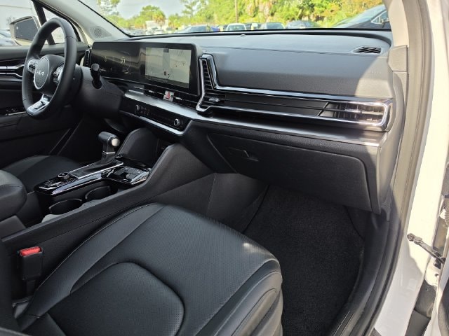 2025 Kia Sportage EX - Photo 21