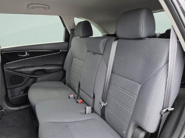 2019 Kia Sorento LX - Photo 27