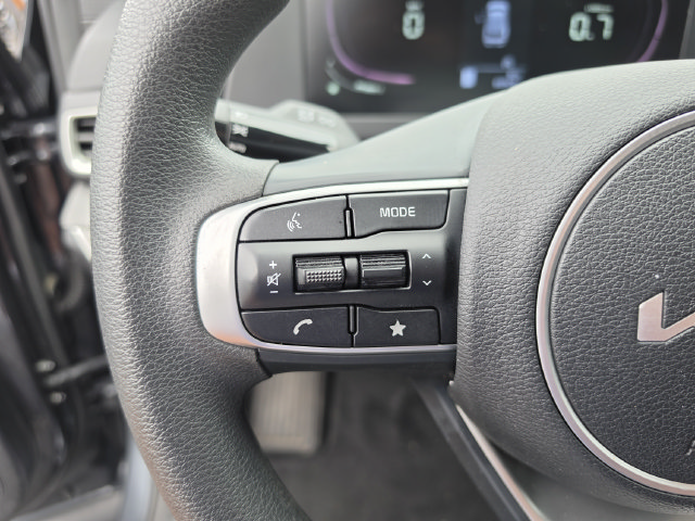 2023 Kia Sportage LX - Photo 34