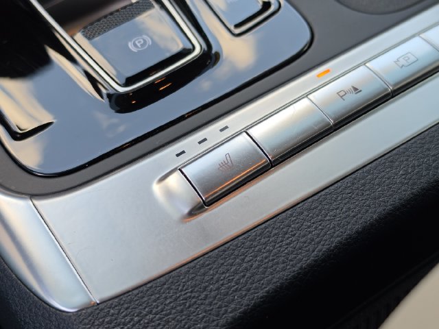 2025 Kia Carnival EX - Photo 37