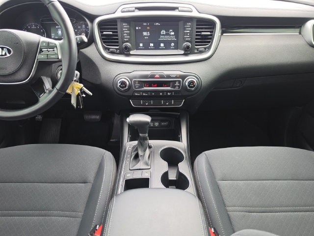 2019 Kia Sorento LX - Photo 24