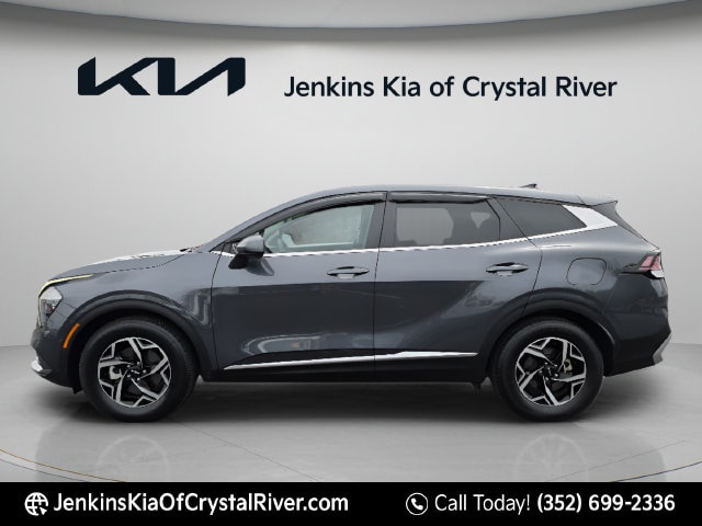 2023 Kia Sportage LX - Photo 13