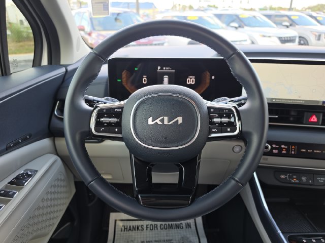 2025 Kia Carnival EX - Photo 25