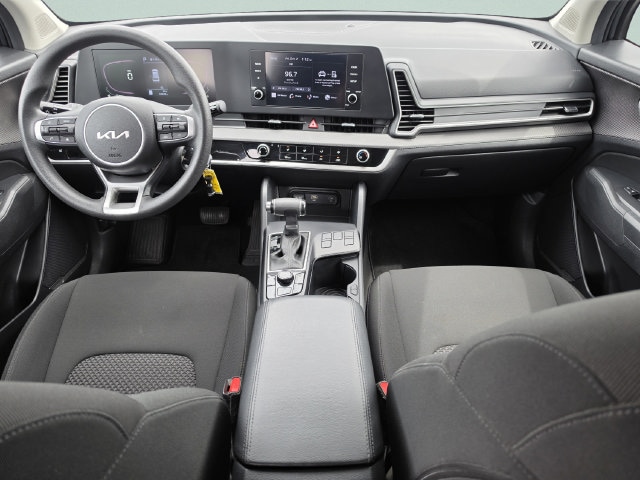2023 Kia Sportage LX - Photo 22