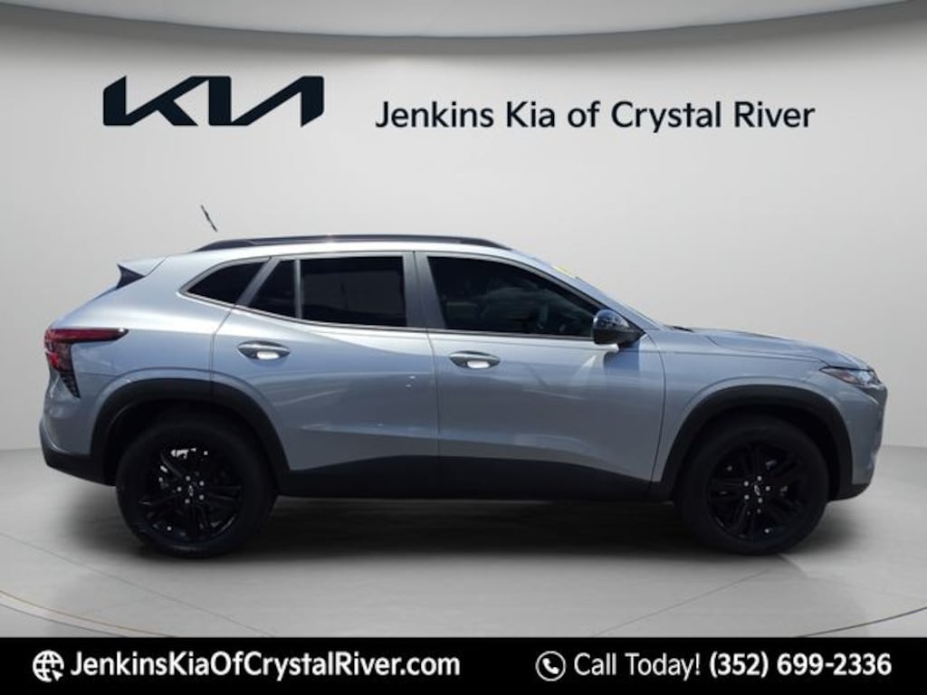 Used 2025 Chevrolet Trax ACTIV SUV