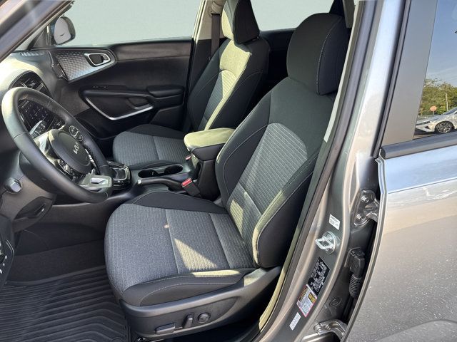 2025 Kia Soul EX - Photo 20