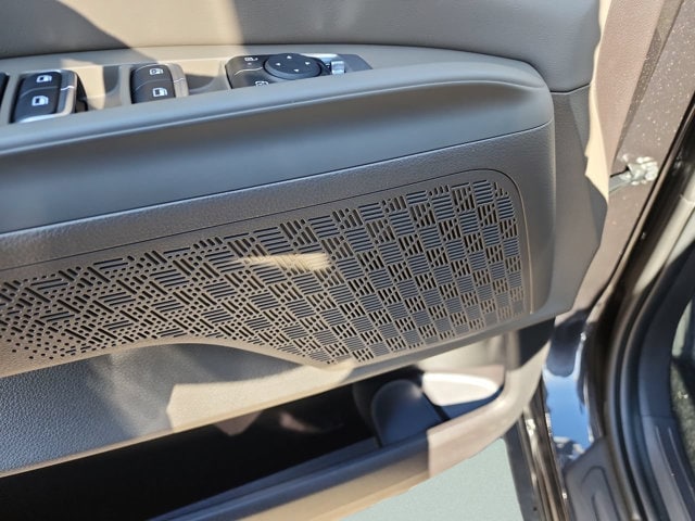 2026 Kia Carnival LXS - Photo 29