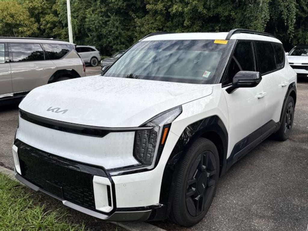 Certified 2024 Kia EV9 GT-Line SUV