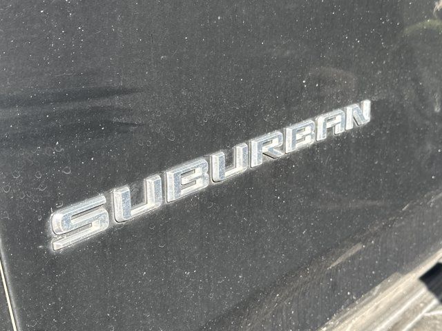 2023 Chevrolet Suburban LT - Photo 6