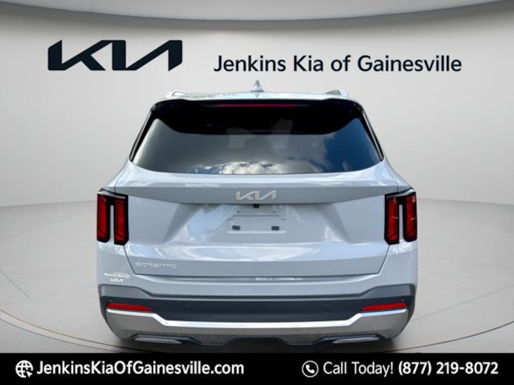 Used 2024 Kia Sorento S SUV