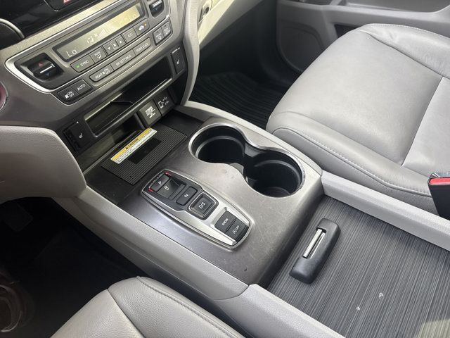 2021 Honda Pilot SE - Photo 35
