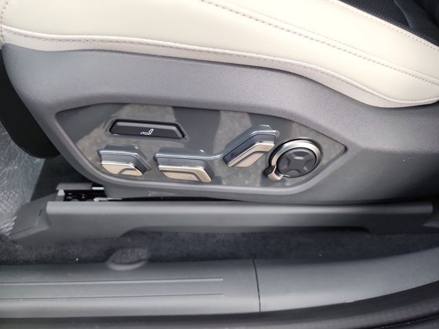 2026 Kia EV9 GT-Line - Photo 8