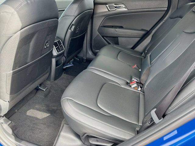 2025 Kia Sportage EX - Photo 15