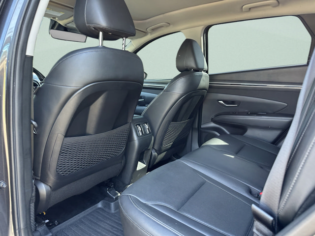 2022 Hyundai Tucson Limited - Photo 17