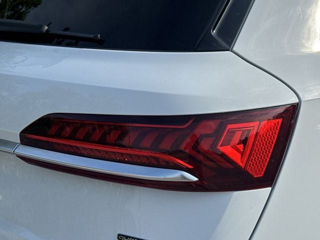 2022 Audi Q7 Premium Plus - Photo 10