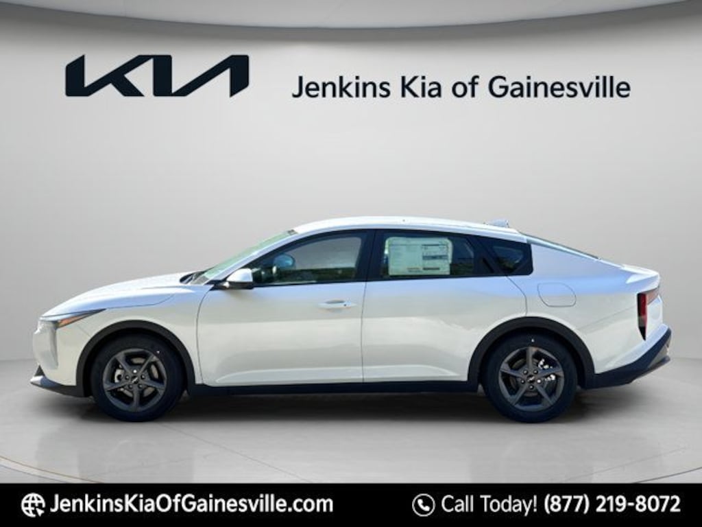 New 2026 Kia K4 LXS Sedan
