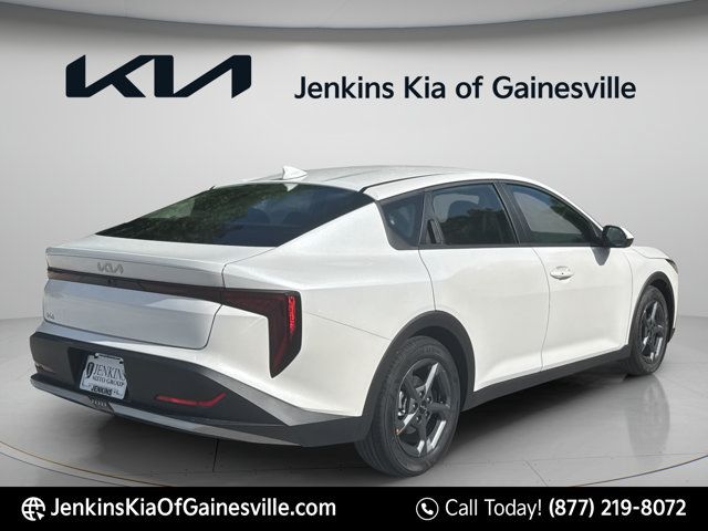New 2026 Kia K4 LXS Sedan