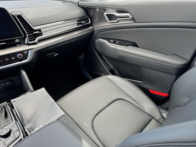 2025 Kia Sportage EX - Photo 14