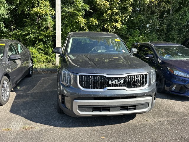 Used 2023 Kia Telluride LX SUV