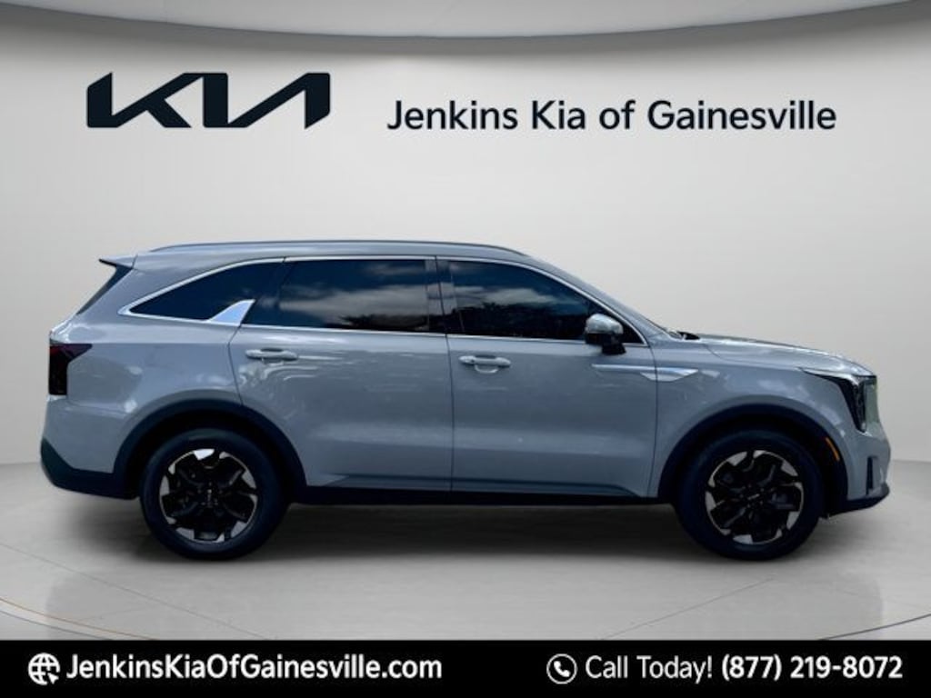 Used 2024 Kia Sorento S SUV