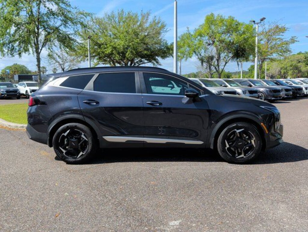 New 2026 Kia Sportage EX SUV