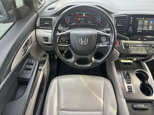 2021 Honda Pilot SE - Photo 18