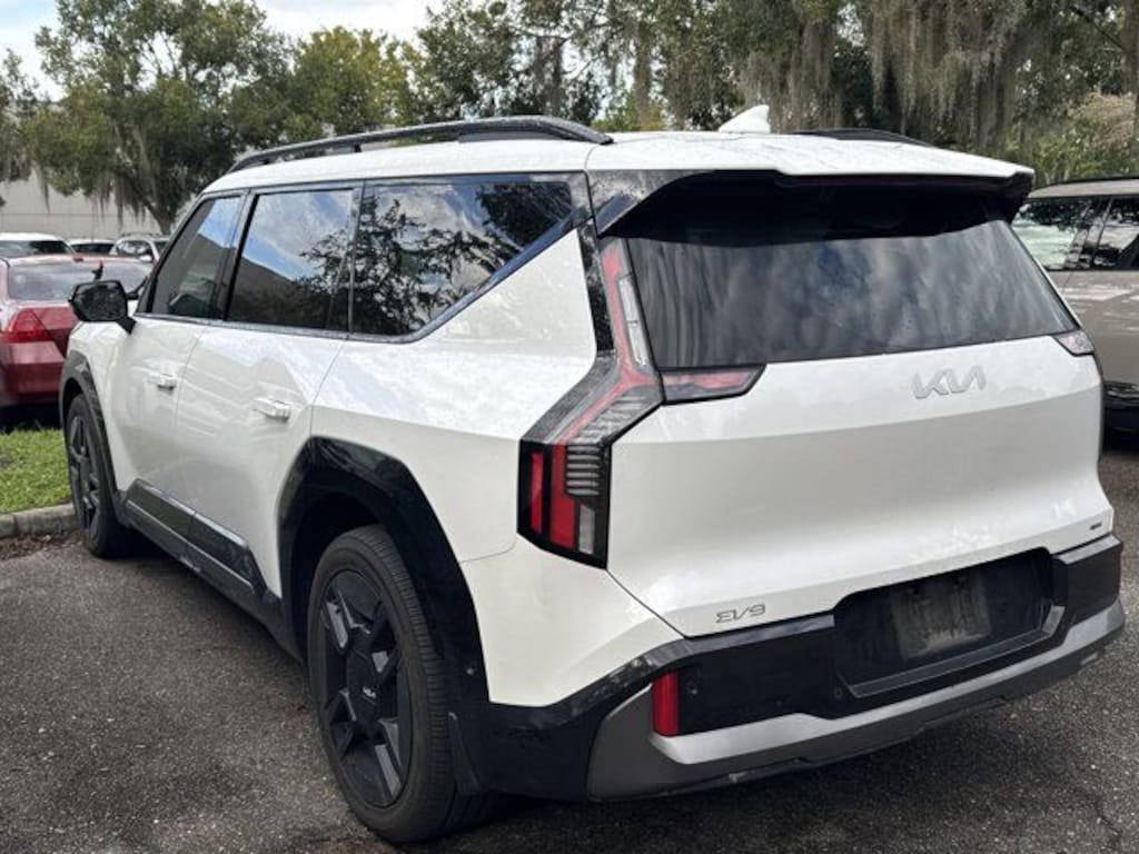 Certified 2024 Kia EV9 GT-Line SUV