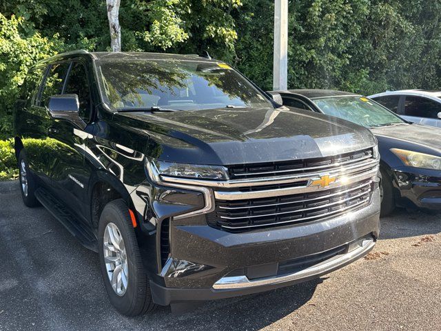 2023 Chevrolet Suburban LT