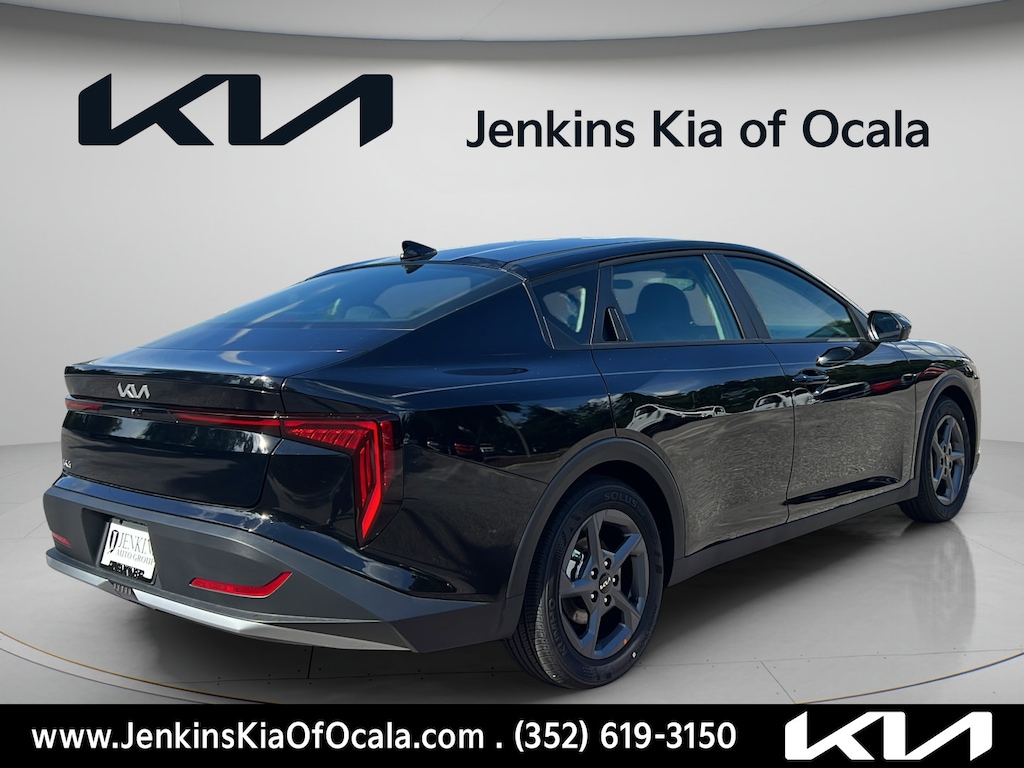 New 2026 Kia K4 LXS Sedan