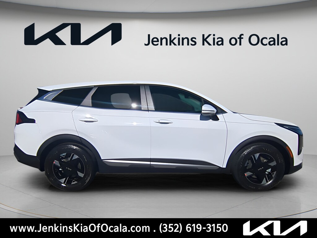 New 2026 Kia Sportage LX SUV