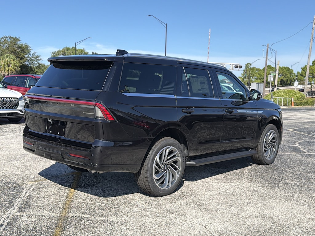 New 2027 Lincoln Navigator Premiere SUV